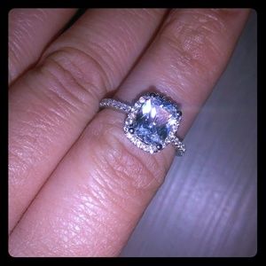 Gorgeous 2CT sterling silver AAA Cubic Ring